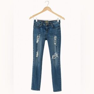 ZCO Jeans Premium Junior's Size 3 Ripped Skinny Jeans With Tapered Ankle.